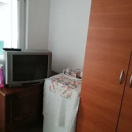 Ioana *